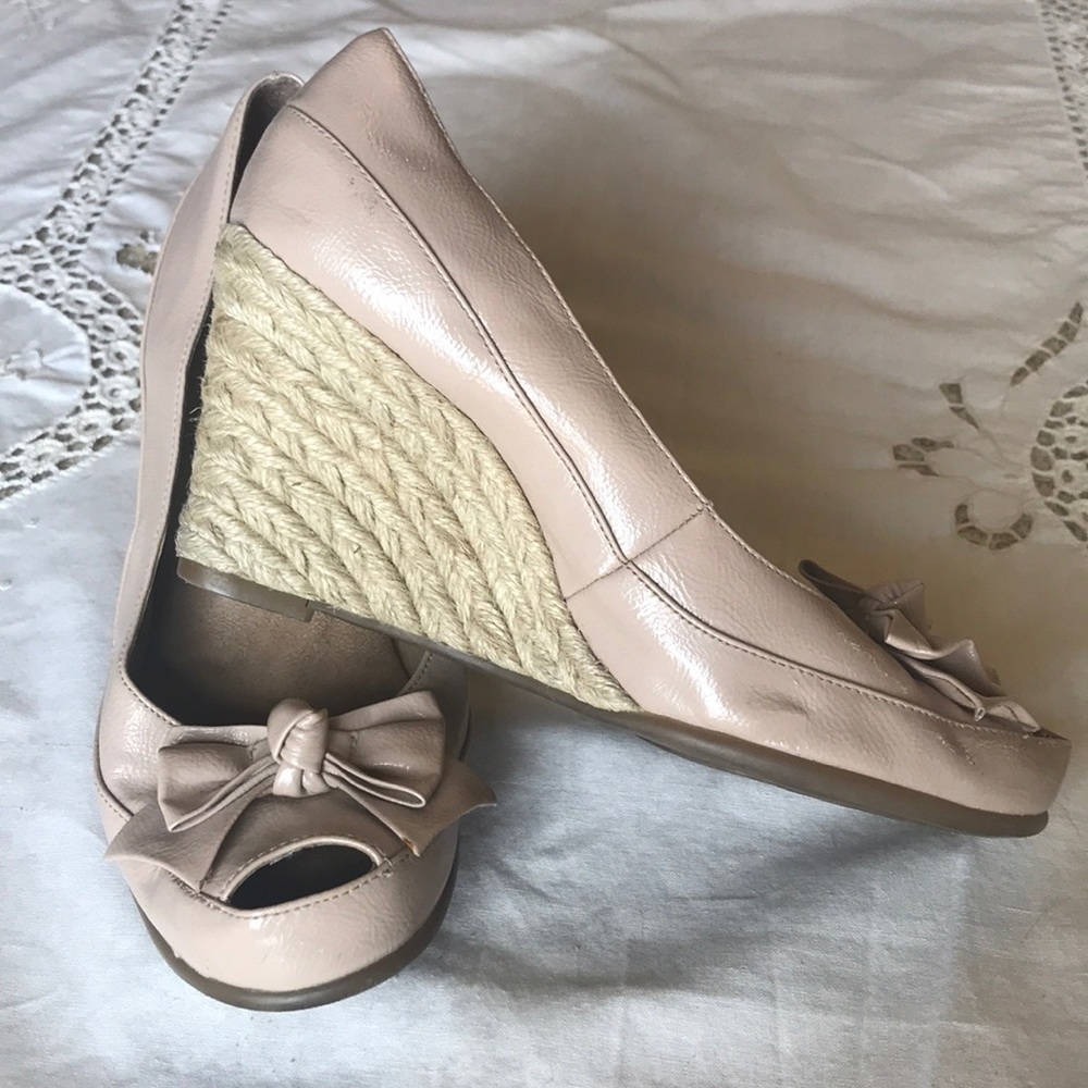 Aerosols 7.5 “Well Known” espadrille wedges